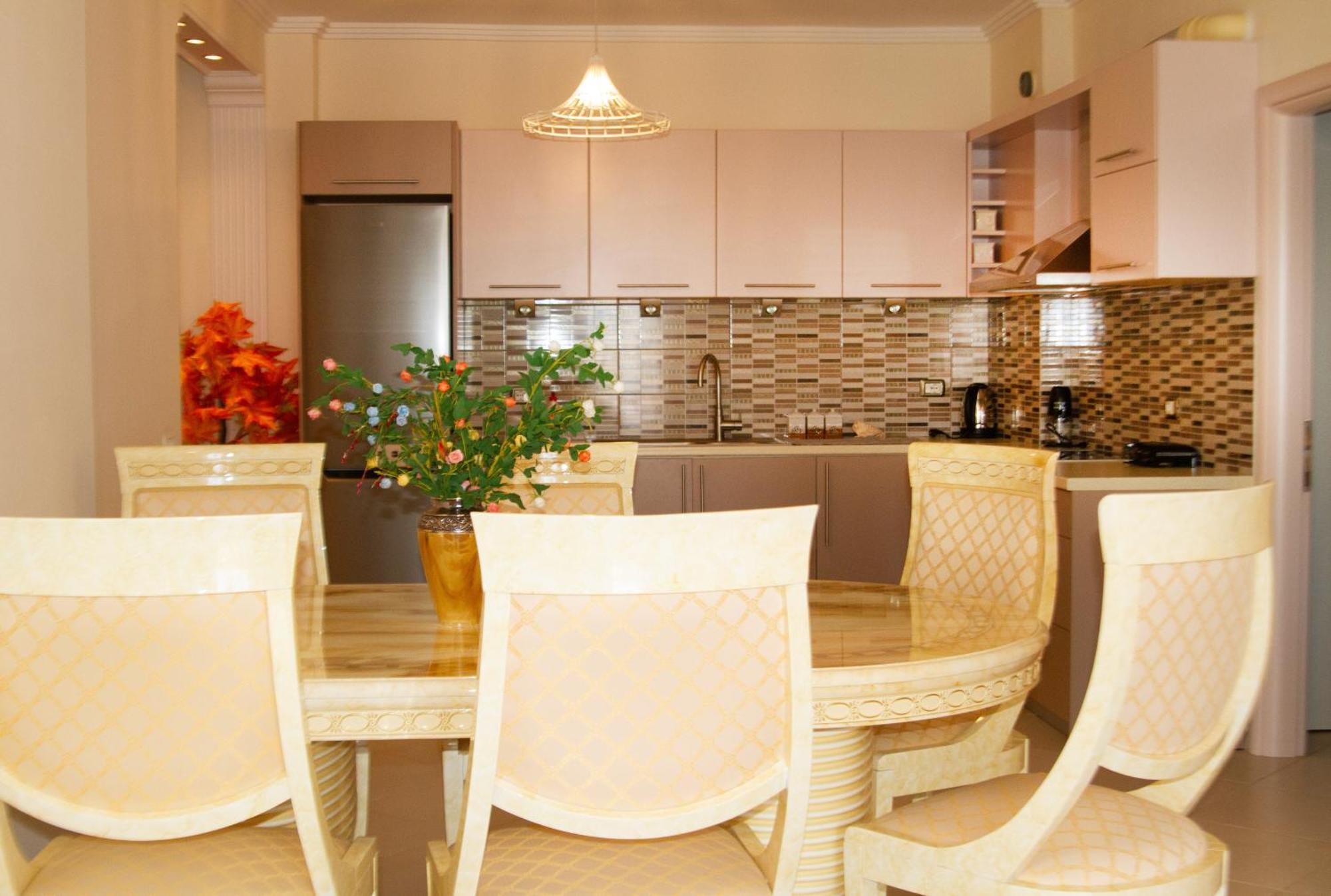 Leon Sea View Apartment Sarandë Eksteriør bilde